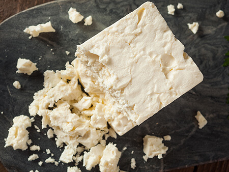 از خواص پنیر فتا چه می دانید؟